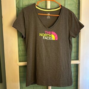 North Face Women’s V-Neck Tee